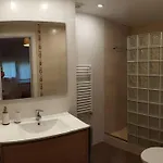 Acogedor Y Precioso + Parking Privado Apartman