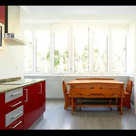 Acogedor Y Precioso + Parking Privado